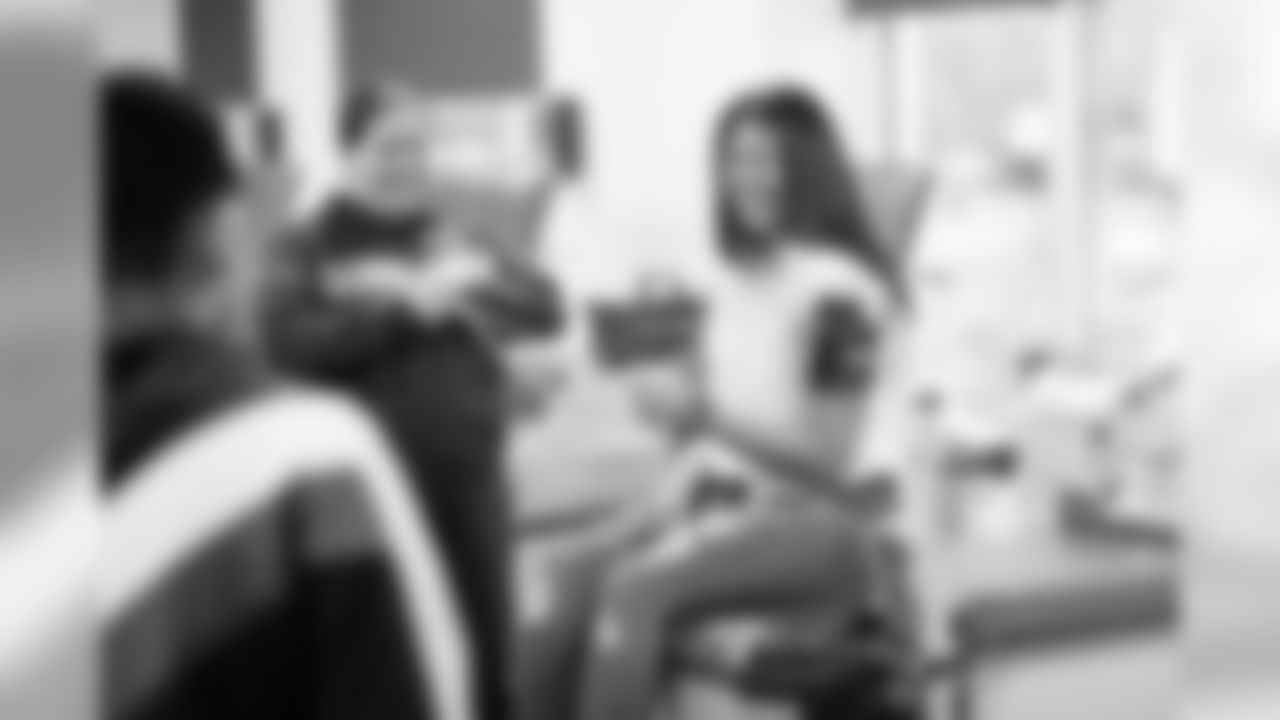 032619_Hoag_AT_Visit_066