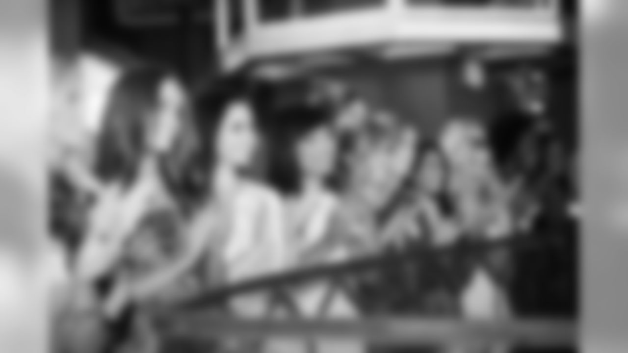jl_70_of_155.jpg
