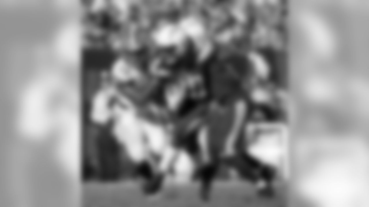 Los Angeles Chargers at Cleveland Browns on Sunday, October 14, 2018 in Cleveland, OH. Final score: LAC 38 - CLE 14