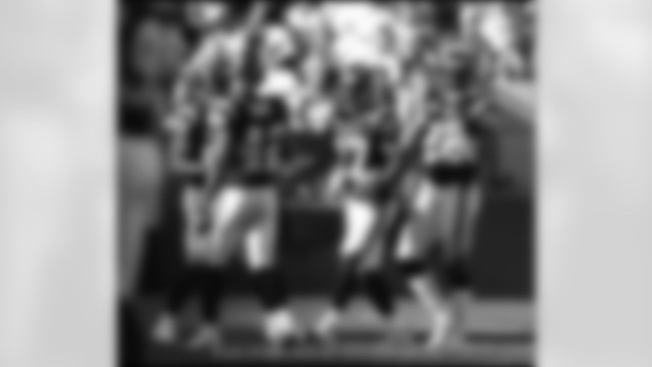 The San Diego Chargers offense took full advantage of the depleted New England Patriots defense en route to a dominating 41-17 victory. (Chargers.com/Mike Nowak)