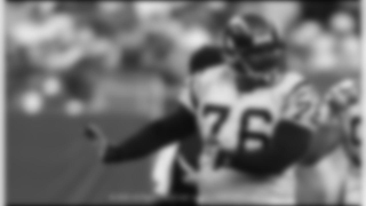 A last minute stand at the Meadowlands gave the Chargers their fifth win of the season. The Bolts stopped New York four times inside their own 10-yard line to preserve a 31-26 victory.