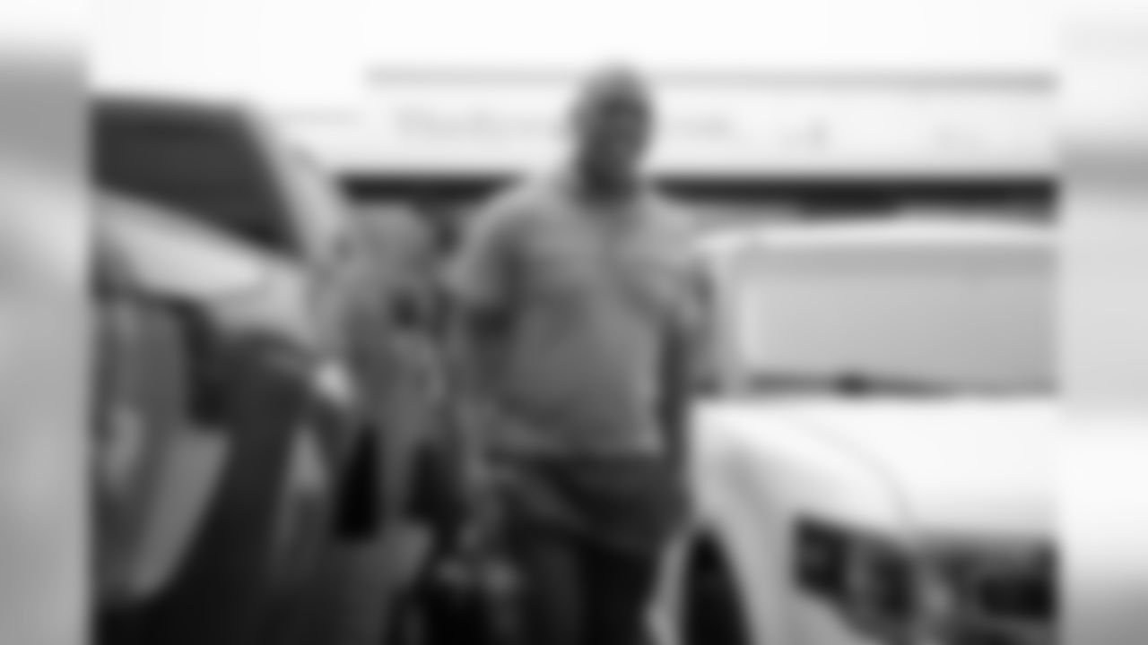 041519_Player_Arrivals_017