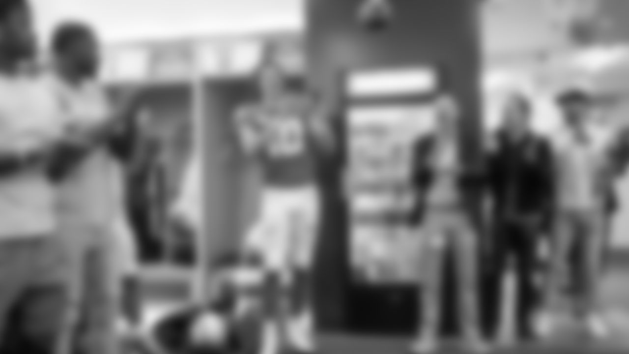 211022_LockerRoom_079