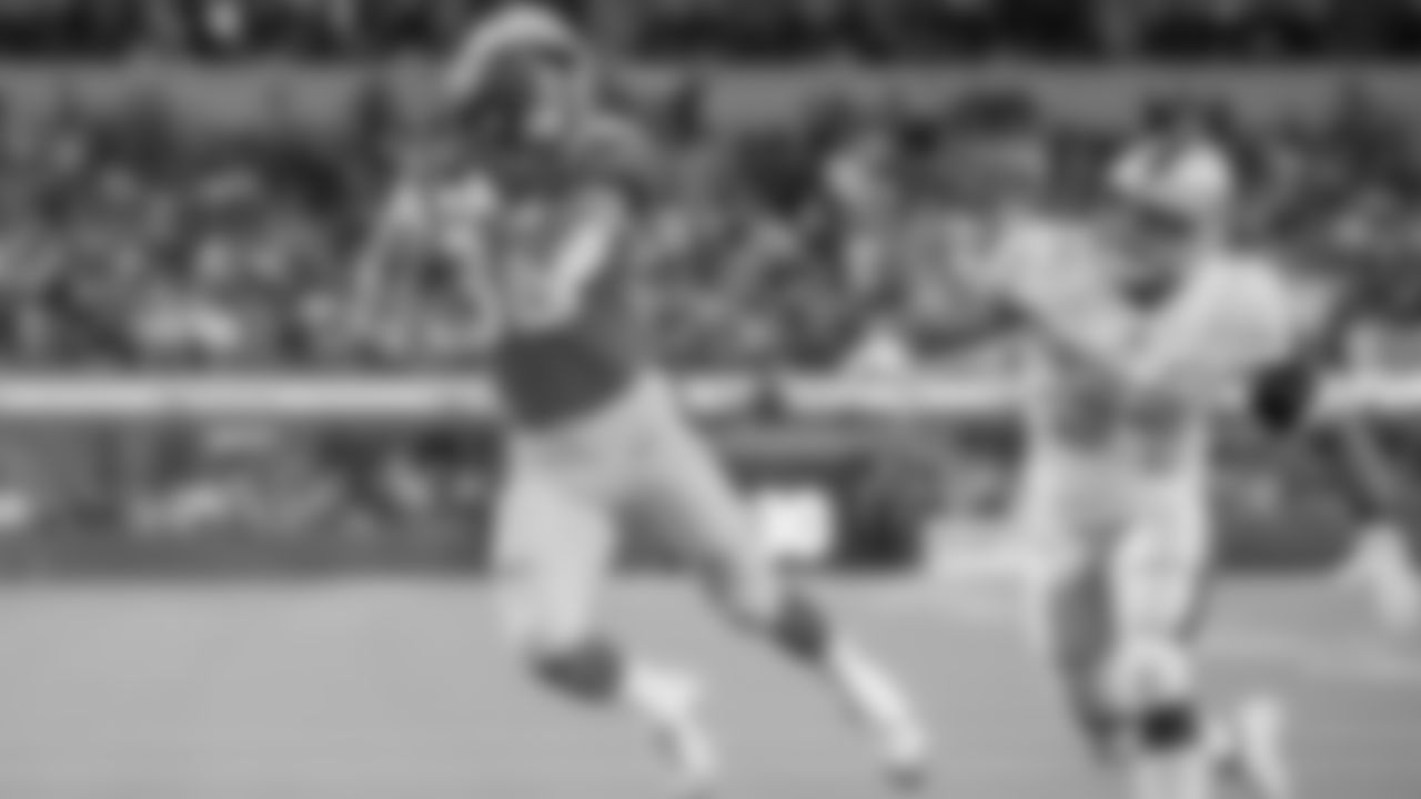 21TopShots_Ekeler_023