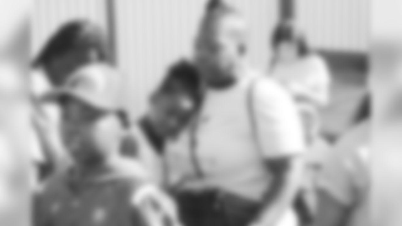 122018_Haywards_Hands094