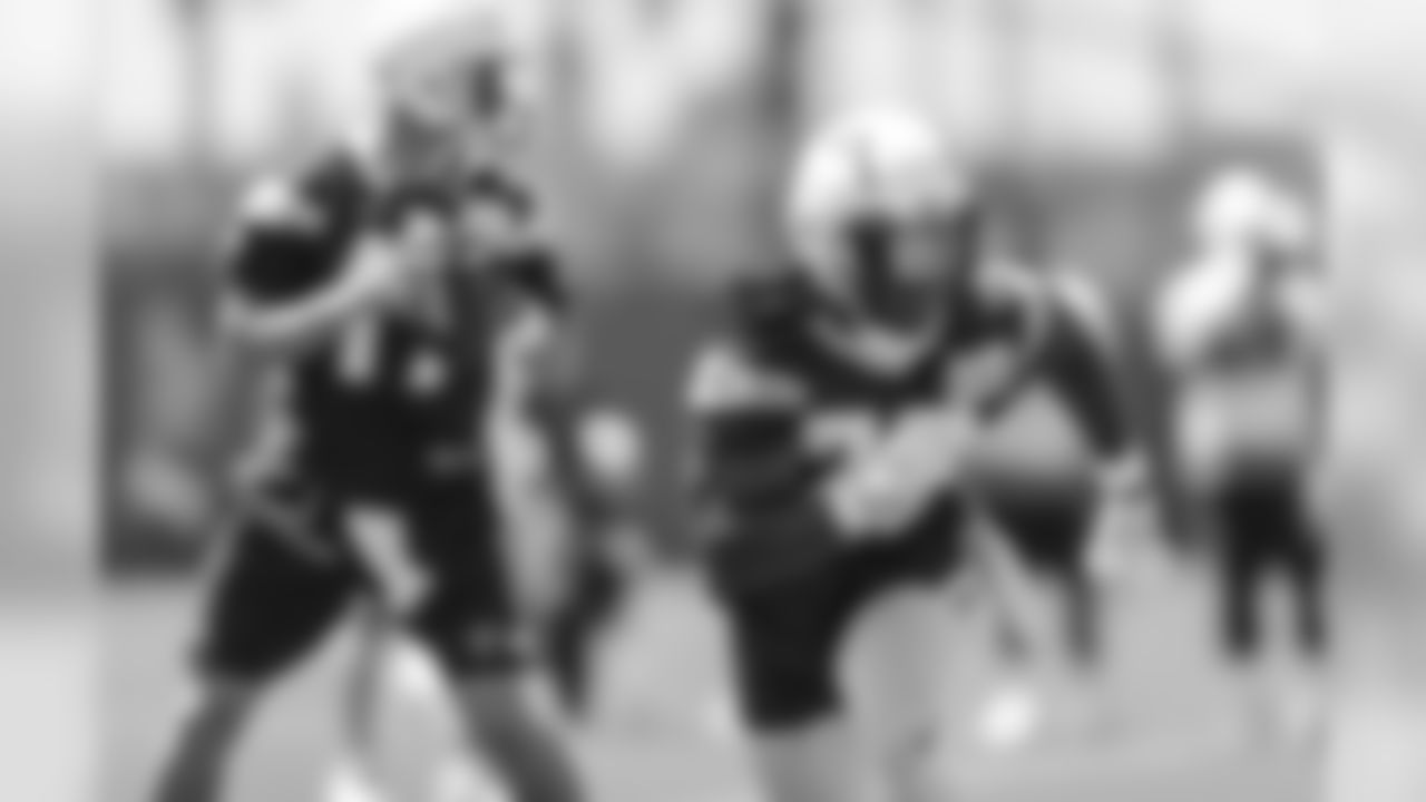 061218_MiniCamp_Day1_093