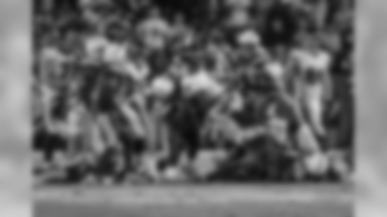 The Bolts bring down Ravens QB Lamar Jackson during the Week 16 matchup against the Baltimore Ravens at ROKiT Field at StubHub Center.
