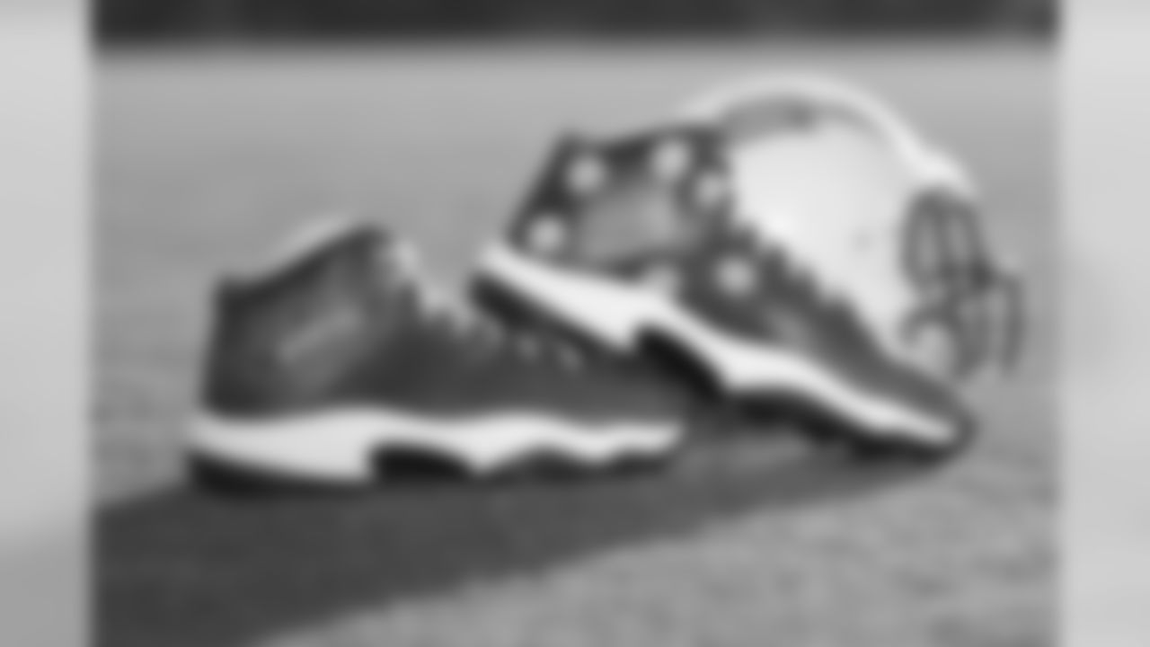 112917_cleats_002.jpg