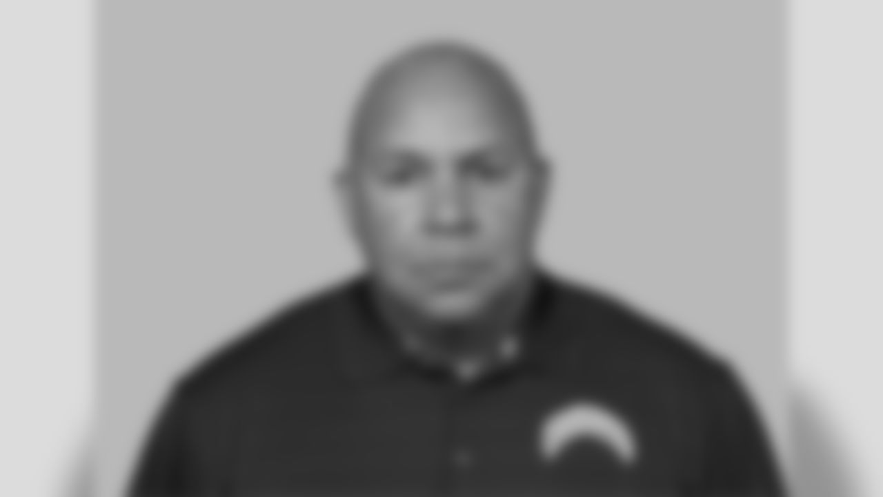 This is a 2014 photo of George Stewart of the Minnesota Vikings NFL football team. This image reflects the Minnesota Vikings active roster as of Monday, February 10, 2014 when this image was taken. (AP Photo)