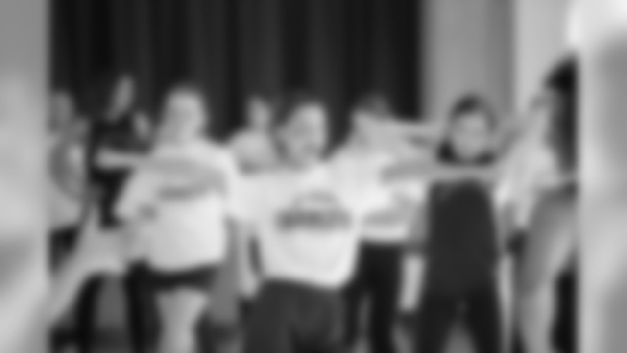 101818_CG_School_Visit_045