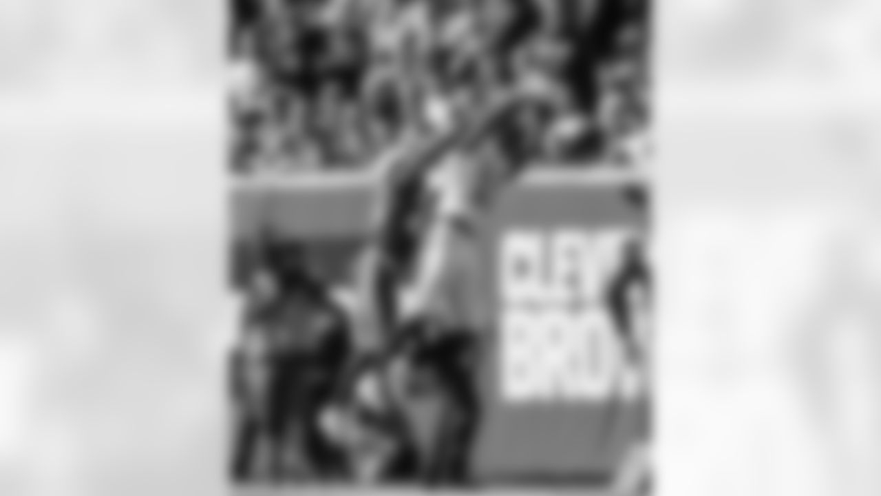 Los Angeles Chargers at Cleveland Browns on Sunday, October 14, 2018 in Cleveland, OH. Final score: LAC 38 - CLE 14