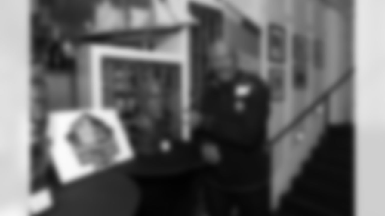 120217_alumni_cannery_004.jpg