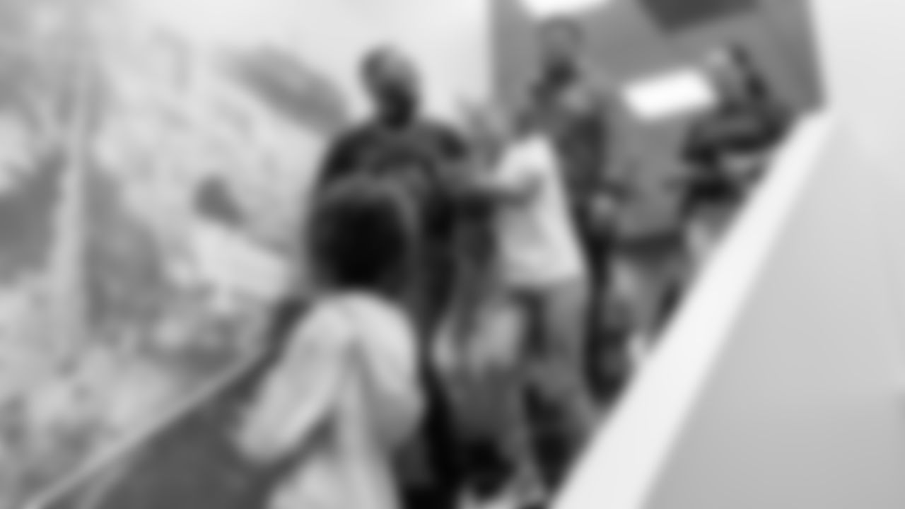 2221022_Cromartie_Liuget_Contract_MN_026
