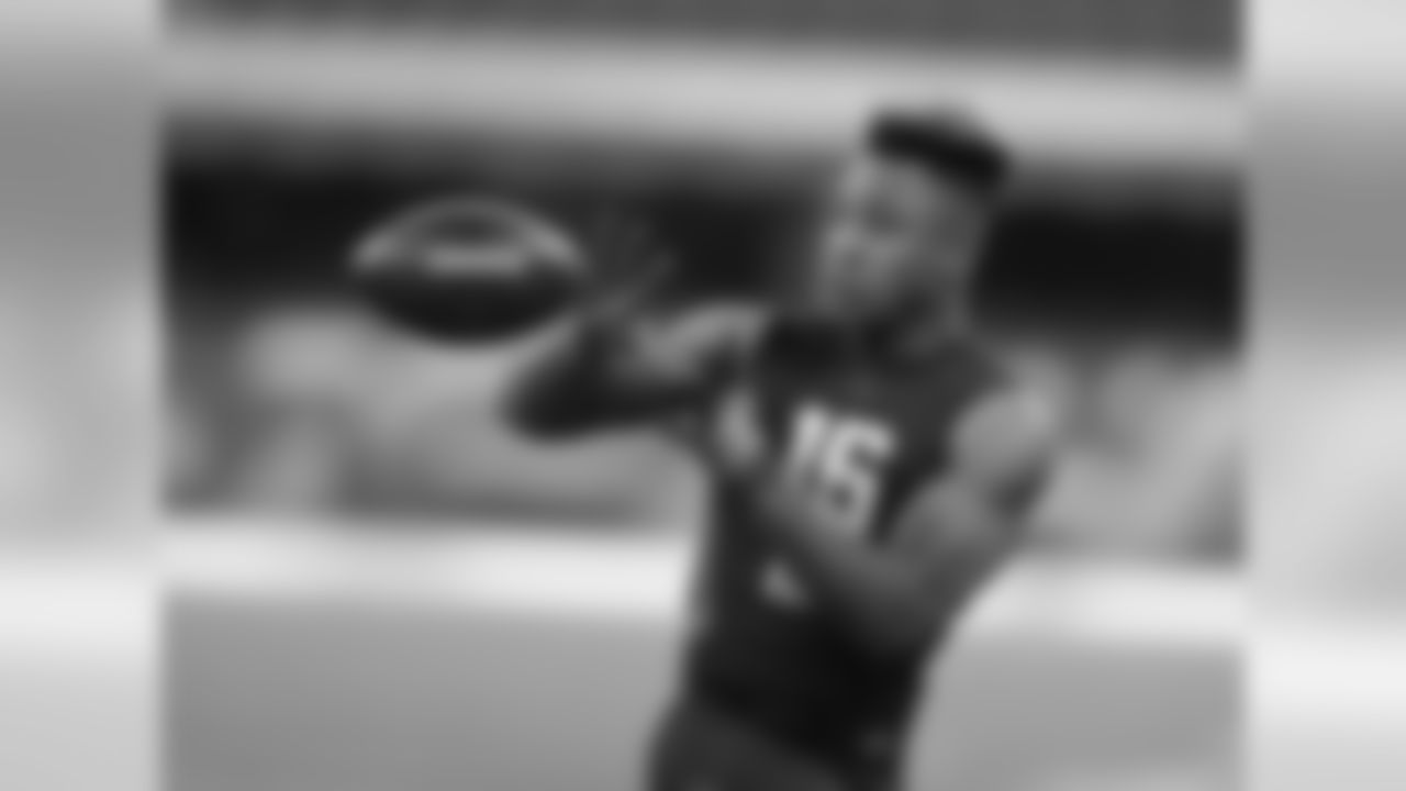 Northwestern running back Justin Jackson runs a drill during the NFL Football Scouting Combine on Friday, March 2, 2018, in Indianapolis.