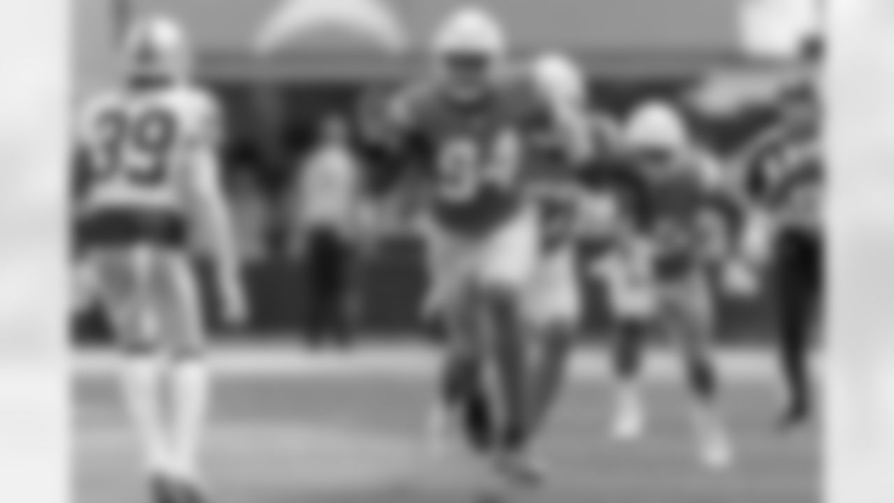 #94 | OLB | CHRIS RUMPH II