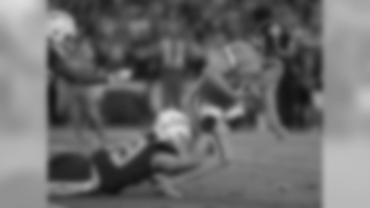 101316_denvssd_gr_151_1.jpg