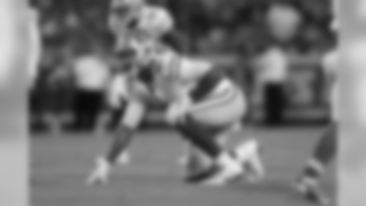 San Francisco 49ers Arik Armstead (91) lines up during NFL preseason football game in Kansas City, Mo., Friday, Aug. 11, 2017 (Terrell Lloyd via AP Images)