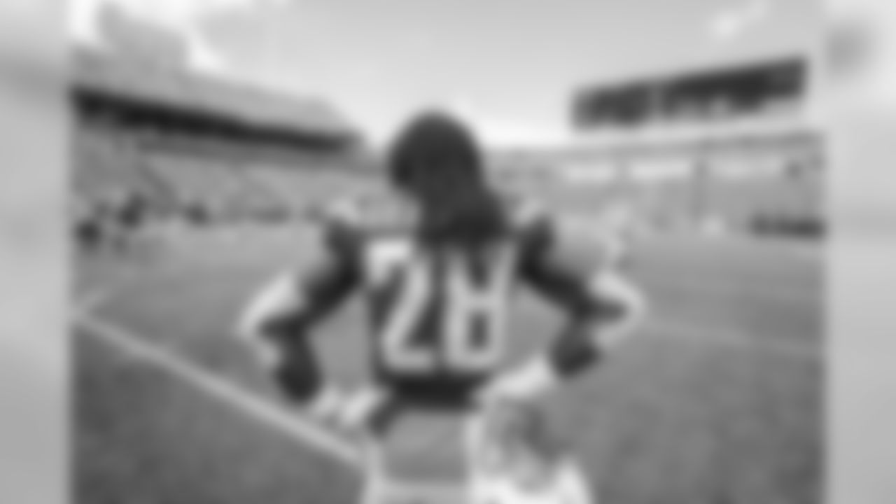 Melvin Gordon III during warmups at New Era Field before facing the Buffalo Bills in Week 2.