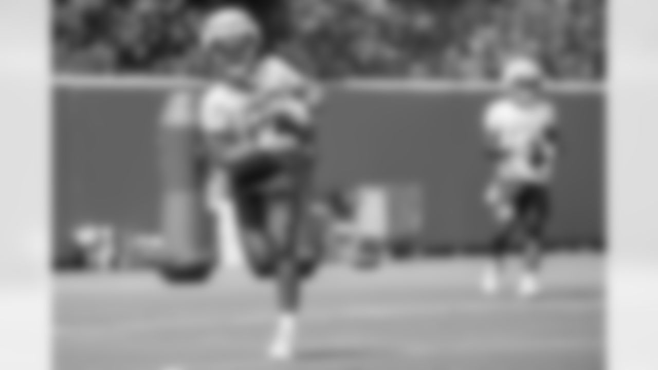 Check out the best photos of the Chargers Wednesday practice at Hoag Performance Center