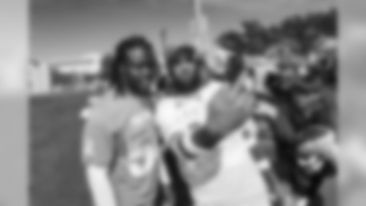 Melvin Ingram and Keenan Allen take a selfie with fans following Pro Bowl practice on Friday, Jan. 25, 2019 in Orlando, FL.