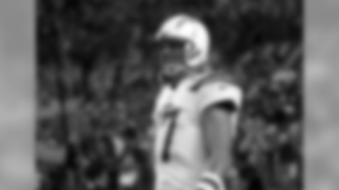 Los Angeles Chargers quarterback Philip Rivers (17) takes the field prior to an NFL football game against the Denver Broncos, Monday, Sept. 11, 2017, in Denver. (AP Photo/Jack Dempsey)