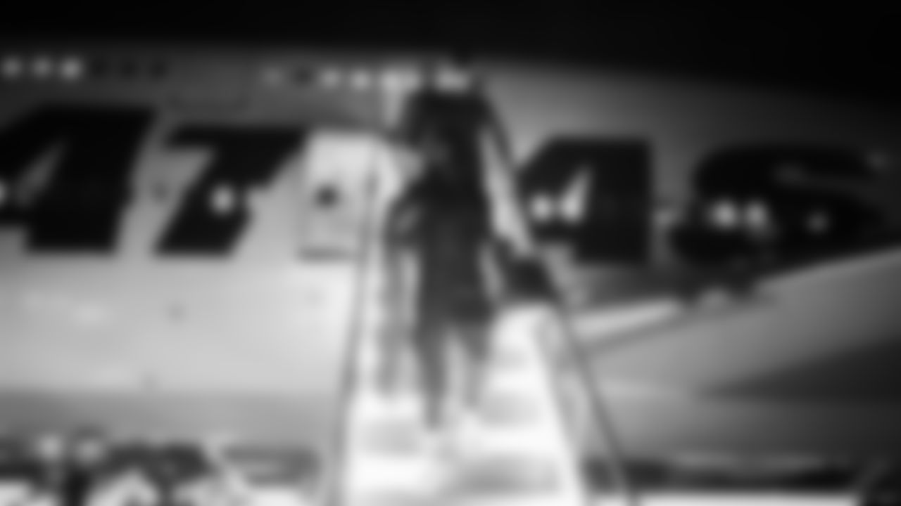 191206_LACatJAX_Arrivals_004