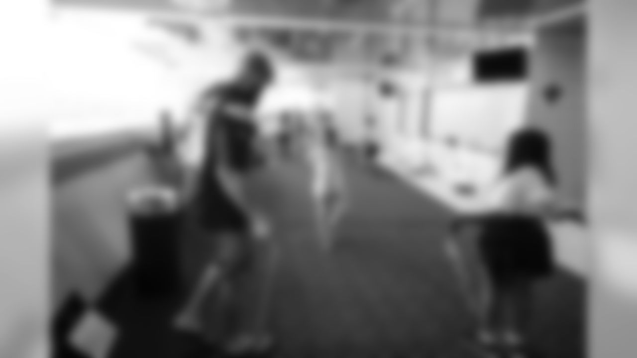 100416_team_smile_011.jpg