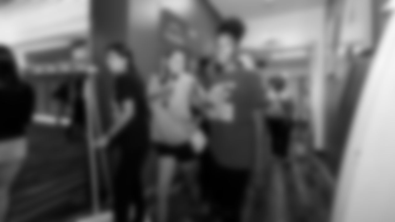 221006_JerseyUnveil_MH_019