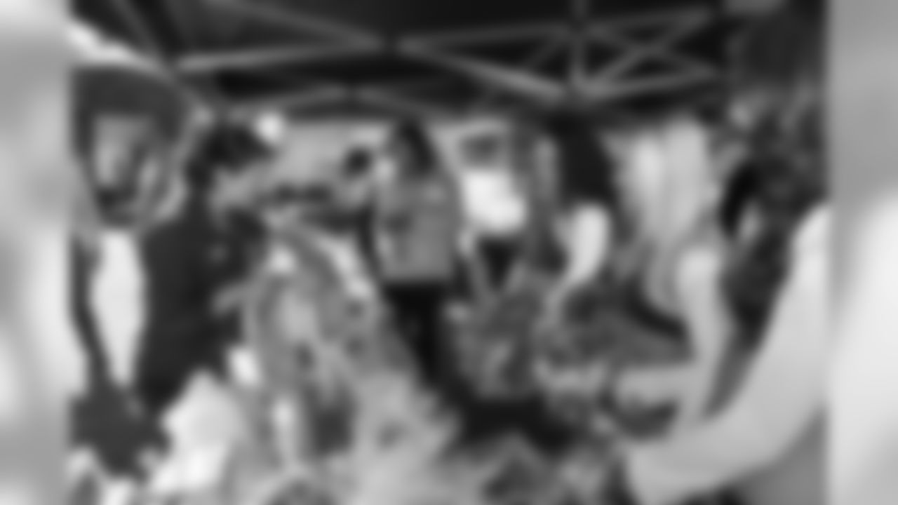 101717_crucial_catch_147.jpg