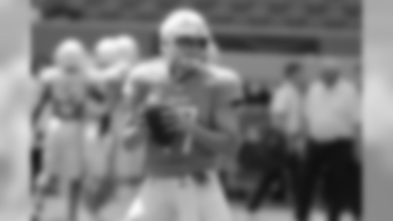 Chargers Dolphins Football