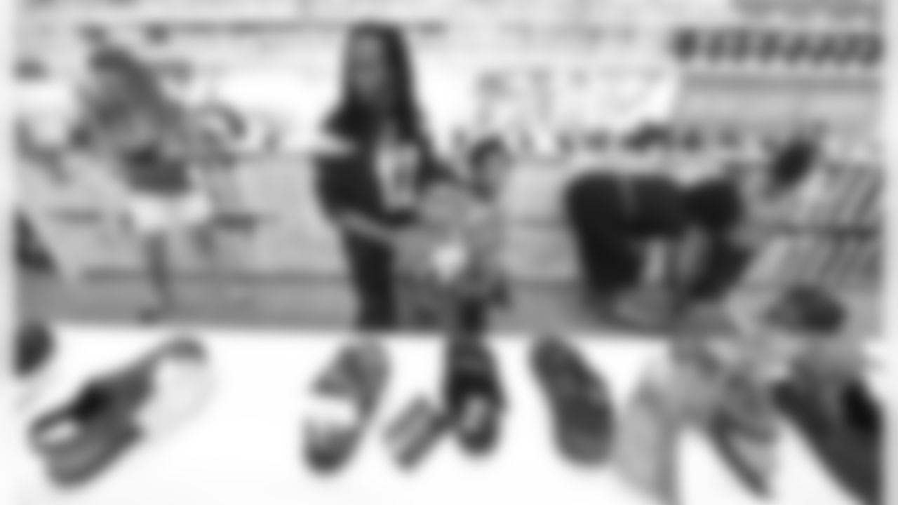092016_shoe_drive_034.jpg