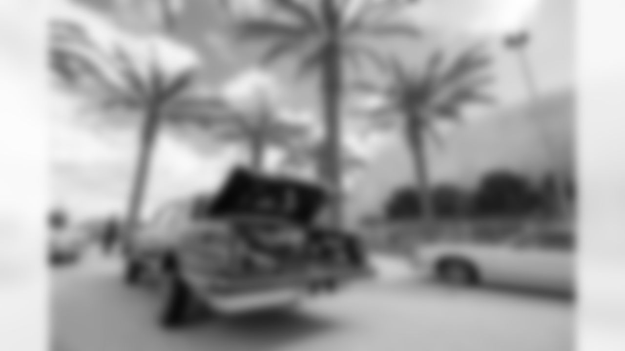 The Los Angeles Chargers play the Las Vegas Raiders on Sunday, October 1, 2023 at SoFi Stadium in Inglewood, CA.
[FINAL SCORE: LAC 24 - LV 17]