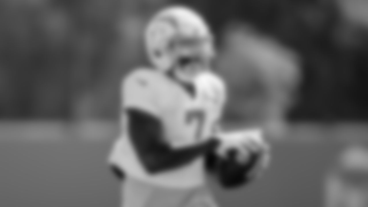 The Los Angeles Chargers practice on Thursday, September 29, 2022 at Hoag Performance Center in Costa Mesa, CA.
