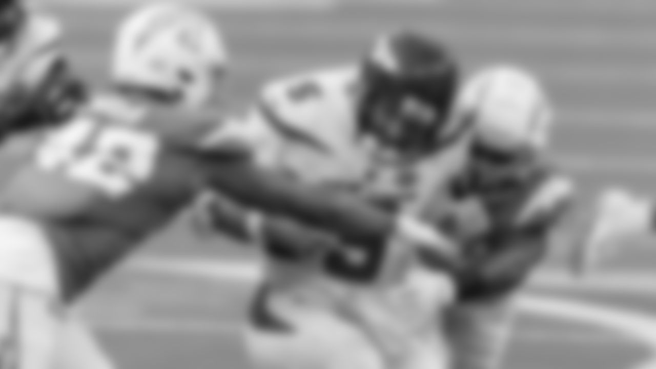 TopShots20_Tackles_059