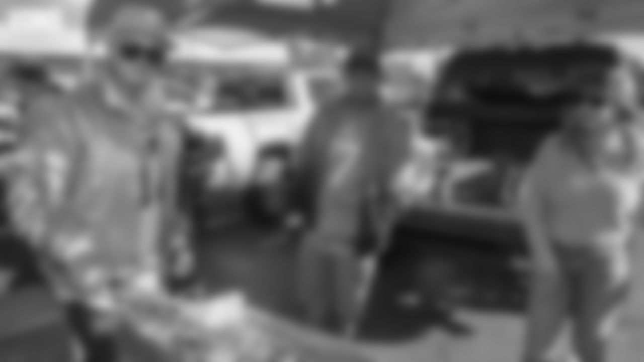 LAC_2019_CP_Vons_Tailgate_Thumbnail3