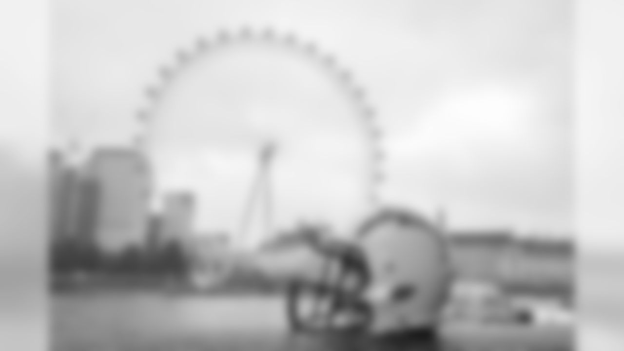 101718_London_031