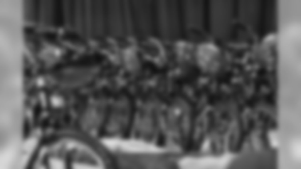 120517_bikegiveaway_139_0.jpg