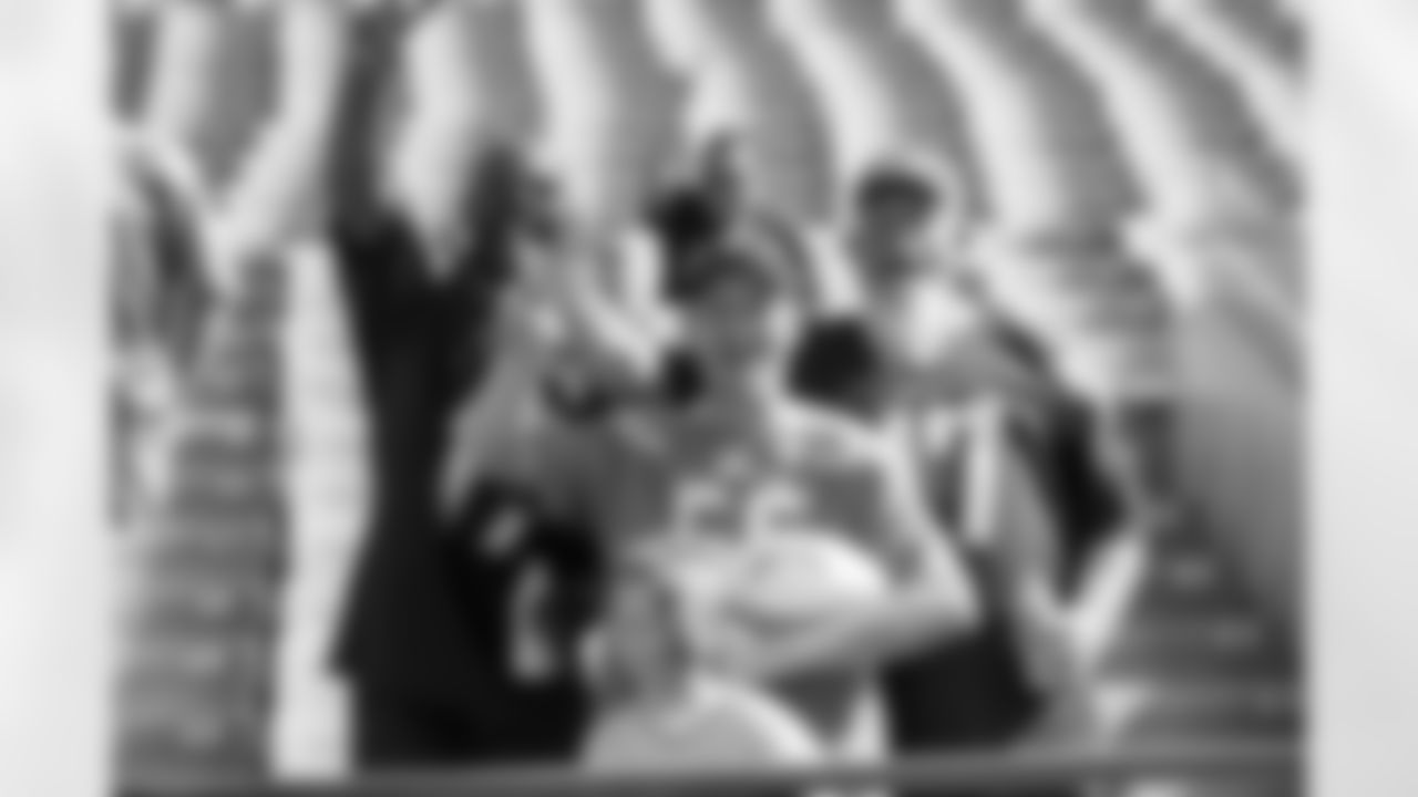 111217_lacvsjax_036.jpg