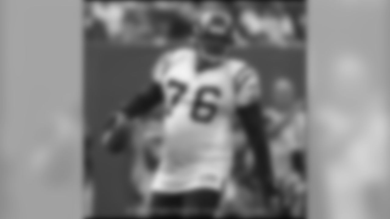 A last minute stand at the Meadowlands gave the Chargers their fifth win of the season. The Bolts stopped New York four times inside their own 10-yard line to preserve a 31-26 victory.