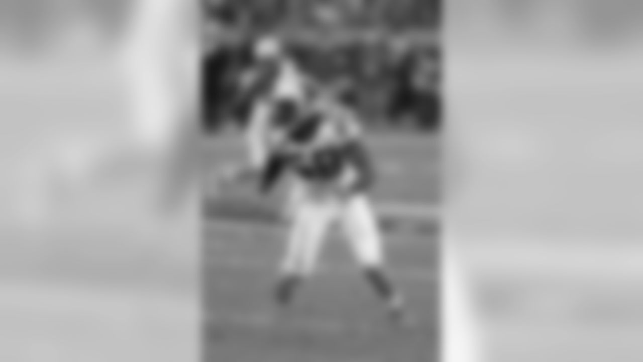 22_wlb_thomas_davis.jpg
