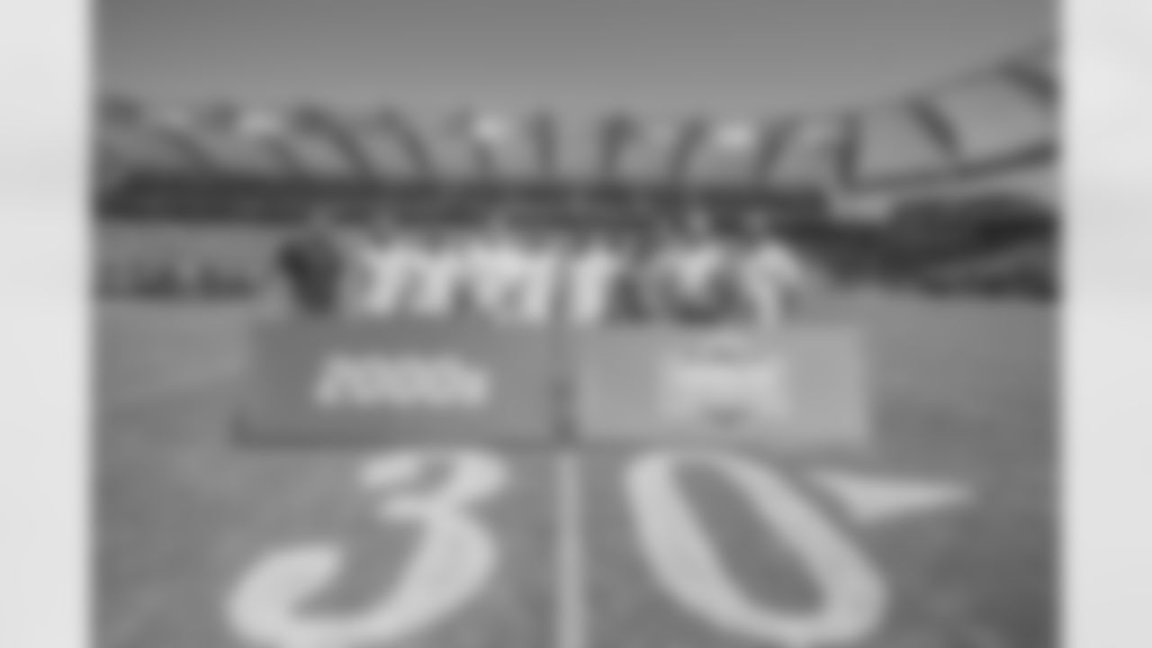 Kansas City Chiefs at Los Angeles Chargers on Sunday, September 09, 2018 in Carson, CA. Final score: 38-28 .