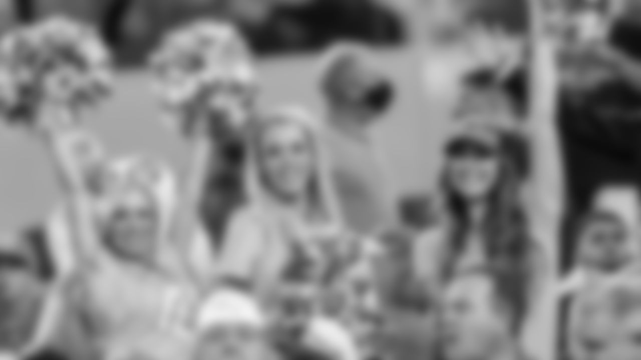 211004_BoltFam_053