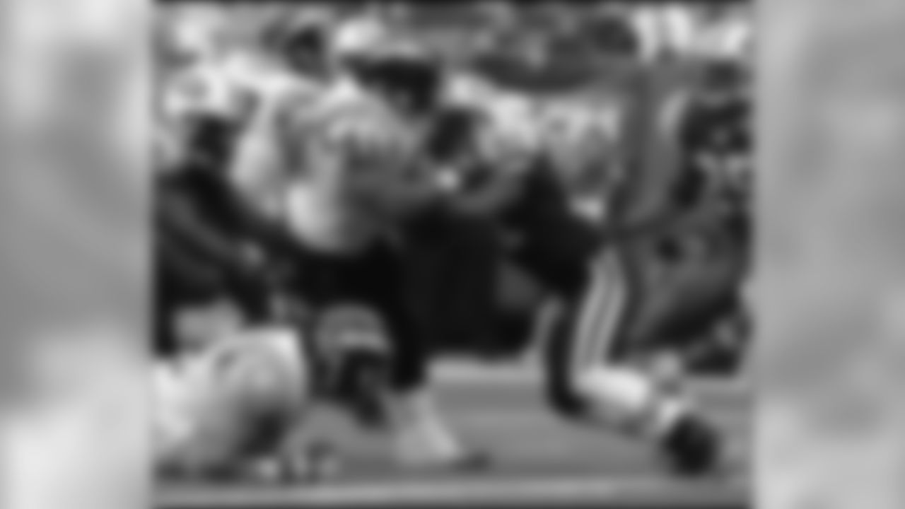 A last minute stand at the Meadowlands gave the Chargers their fifth win of the season. The Bolts stopped New York four times inside their own 10-yard line to preserve a 31-26 victory.