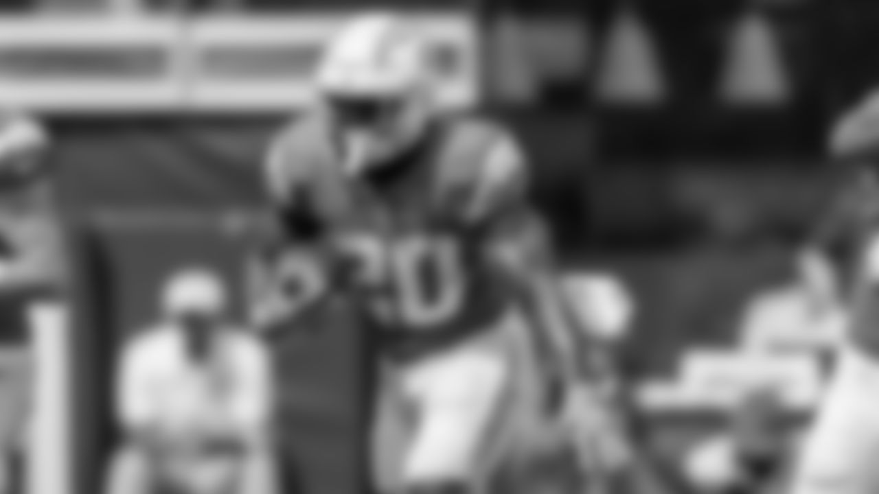#20 | RB | SONY MICHEL