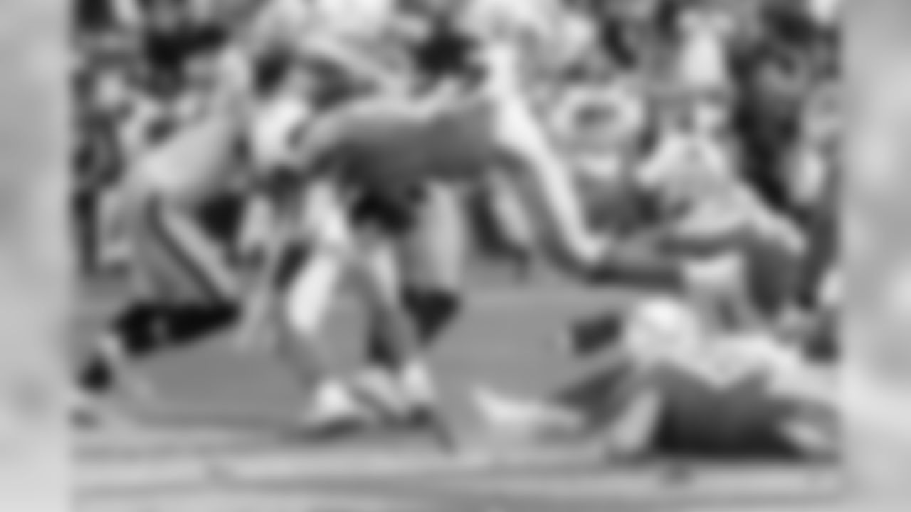 Melvin Gordon dives headfirst into the Oakland Raiders end zone for a touchdown at StubHub Center on Sunday, October 07, 2018.