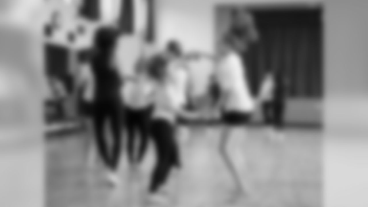 101818_CG_School_Visit_019