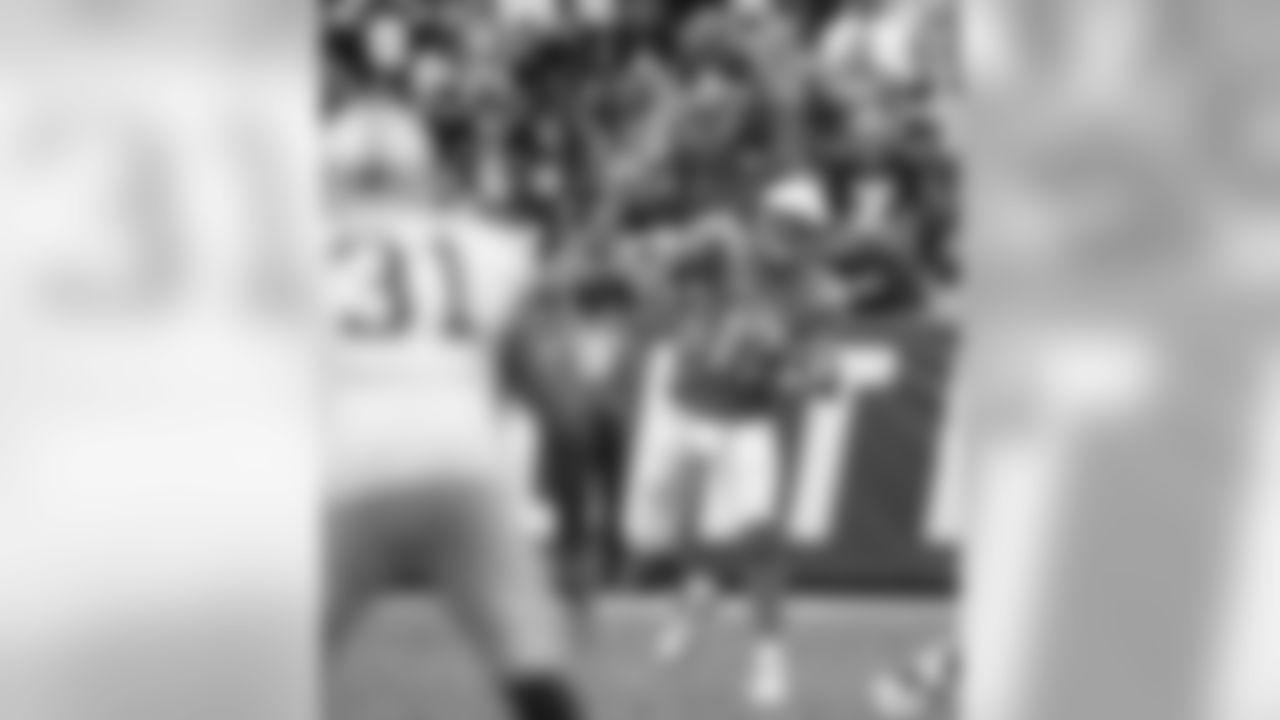 Oakland Raiders at Los Angeles Chargers on Sunday, October 07, 2018 in Carson, CA. Final score: OAK 10 - LAC 26