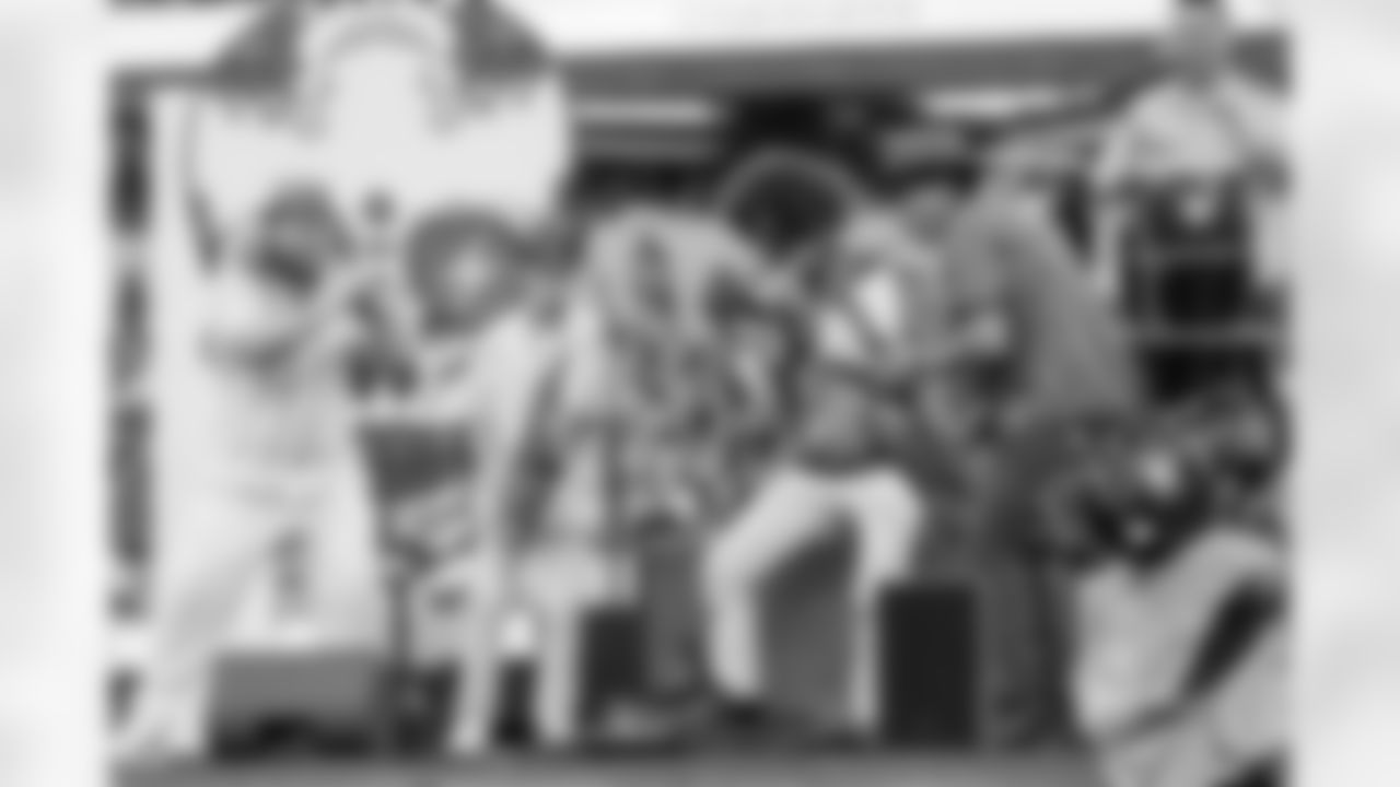 The Los Angeles Chargers play the Las Vegas Raiders on Sunday, October 1, 2023 at SoFi Stadium in Inglewood, CA.
[FINAL SCORE: LAC 24 - LV 17]