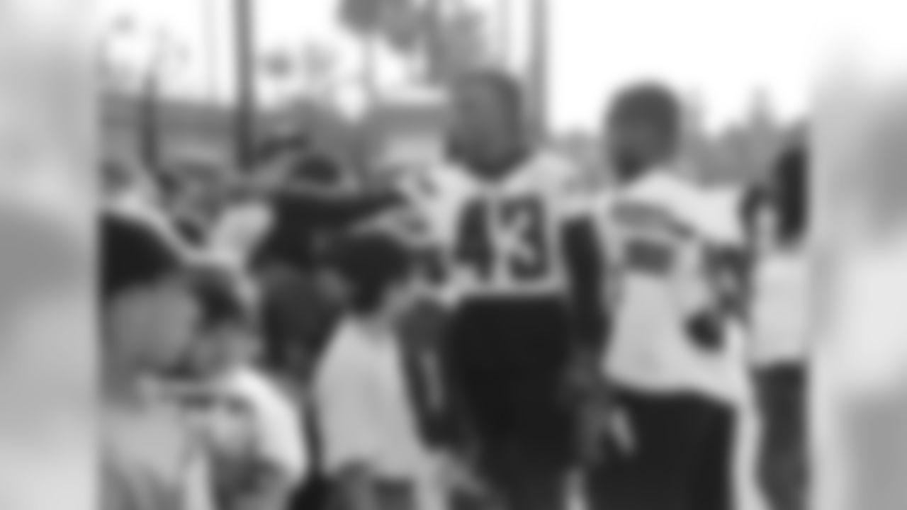 122018_Haywards_Hands058
