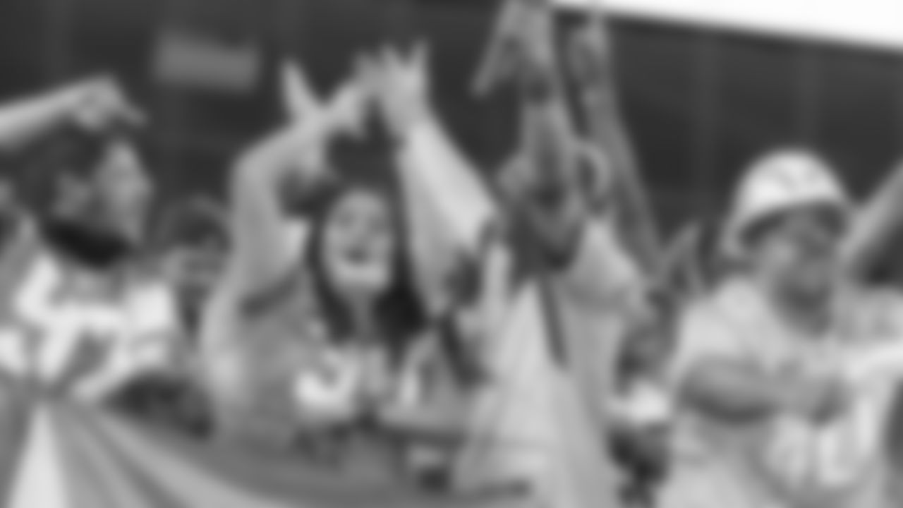 211004_BoltFam_072